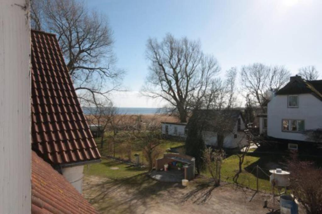 Lacky - Kleines Familienreihenmittelhaus In Grieben Hiddensee Bagian luar foto